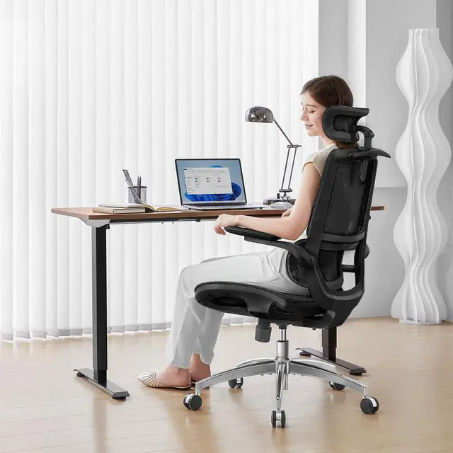 adjustable ergonomic office chair improves productivity at work